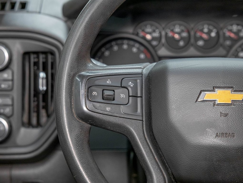 2024 Chevrolet Silverado 1500 in St-Jérôme, Quebec - 21 - w1024h768px
