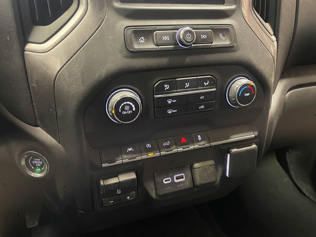 2024 Chevrolet Silverado 1500 in St-Jérôme, Quebec - 12 - w1024h768px