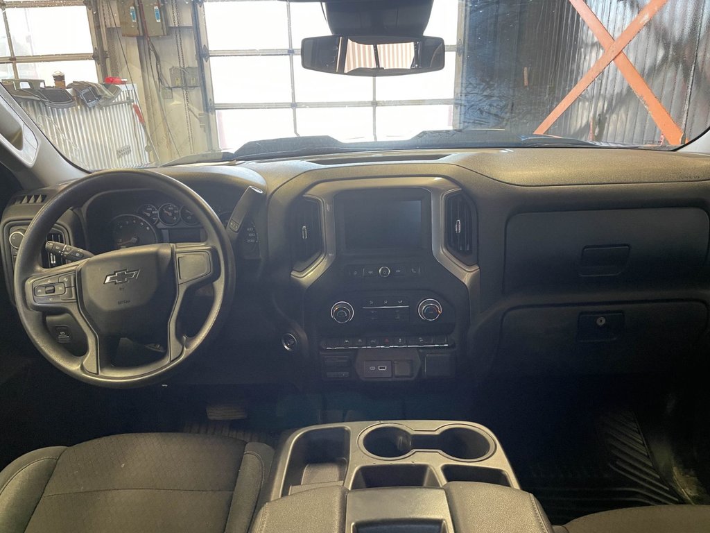 Chevrolet Silverado 1500  2024 à St-Jérôme, Québec - 10 - w1024h768px