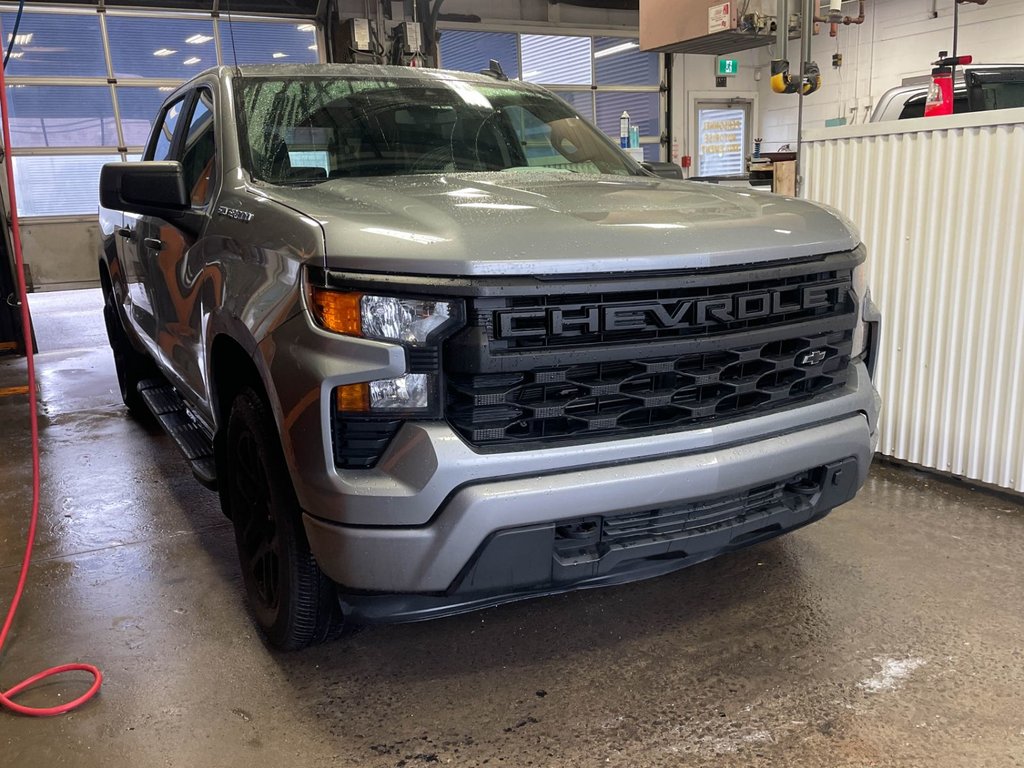 Chevrolet Silverado 1500  2024 à St-Jérôme, Québec - 9 - w1024h768px