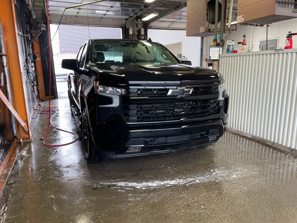 2024 Chevrolet Silverado 1500 in St-Jérôme, Quebec - 10 - w1024h768px