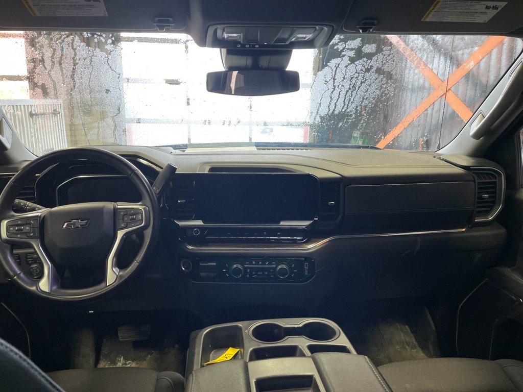 2024 Chevrolet Silverado 1500 in St-Jérôme, Quebec - 12 - w1024h768px