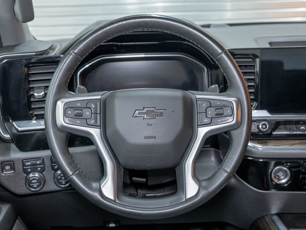 2024 Chevrolet Silverado 1500 in St-Jérôme, Quebec - 12 - w1024h768px