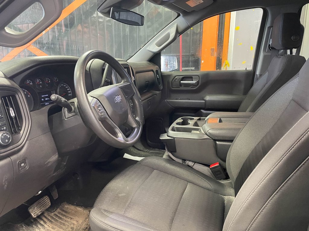 Chevrolet Silverado 1500  2024 à St-Jérôme, Québec - 3 - w1024h768px
