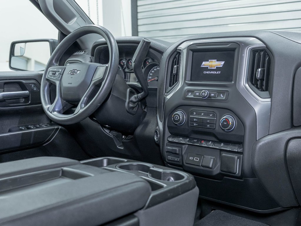2024 Chevrolet Silverado 1500 in St-Jérôme, Quebec - 29 - w1024h768px