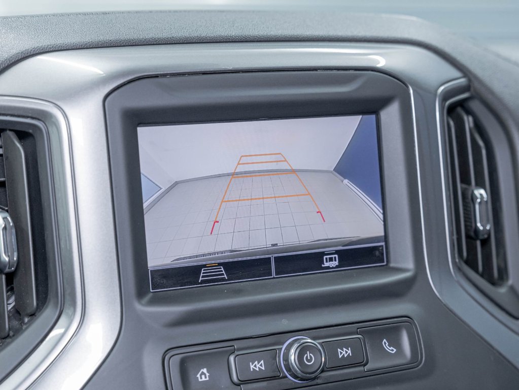 2024 Chevrolet Silverado 1500 in St-Jérôme, Quebec - 17 - w1024h768px
