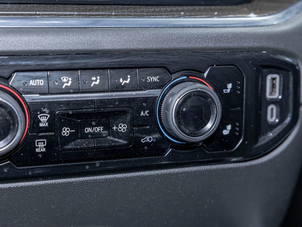 2024 Chevrolet Silverado 1500 in St-Jérôme, Quebec - 17 - w1024h768px