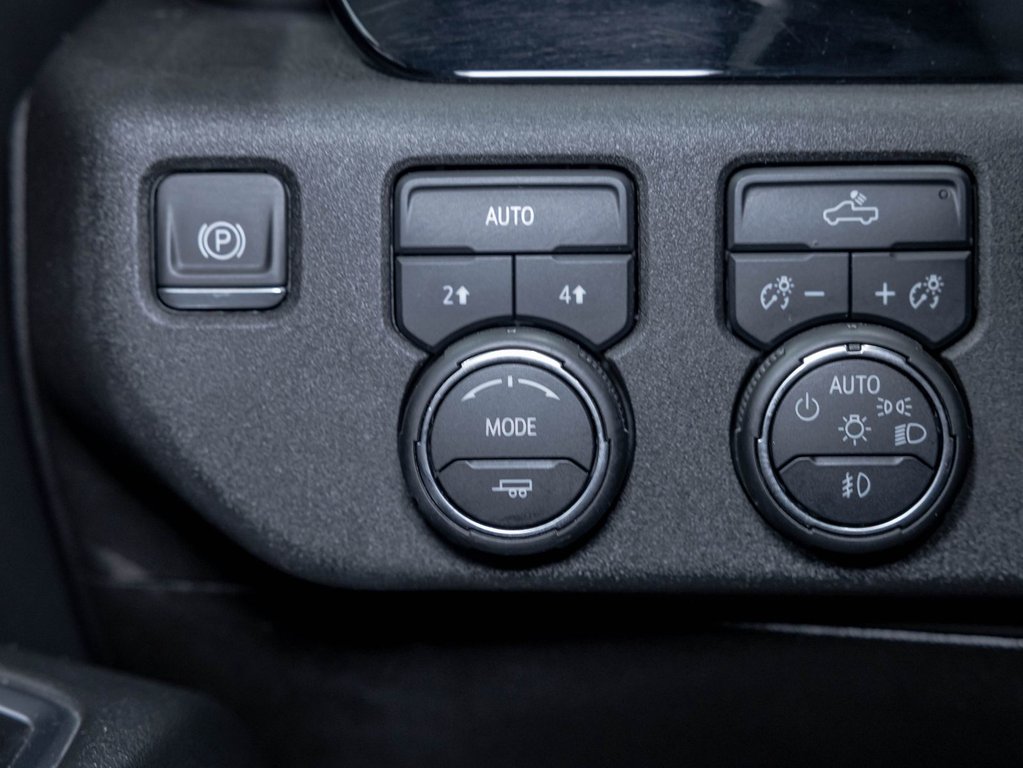 2024 Chevrolet Silverado 1500 in St-Jérôme, Quebec - 21 - w1024h768px