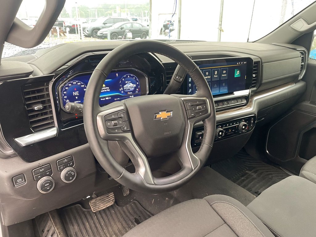 Chevrolet Silverado 1500  2025 à St-Jérôme, Québec - 4 - w1024h768px