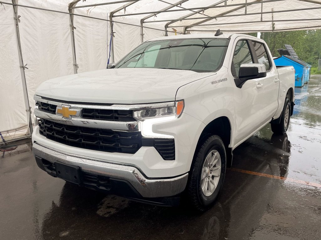 Chevrolet Silverado 1500  2025 à St-Jérôme, Québec - 1 - w1024h768px