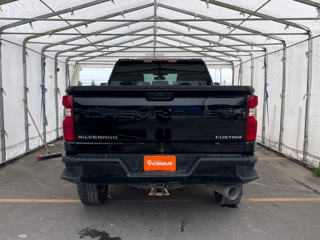 Chevrolet Silverado 2500HD  2023 à St-Jérôme, Québec - 6 - w1024h768px