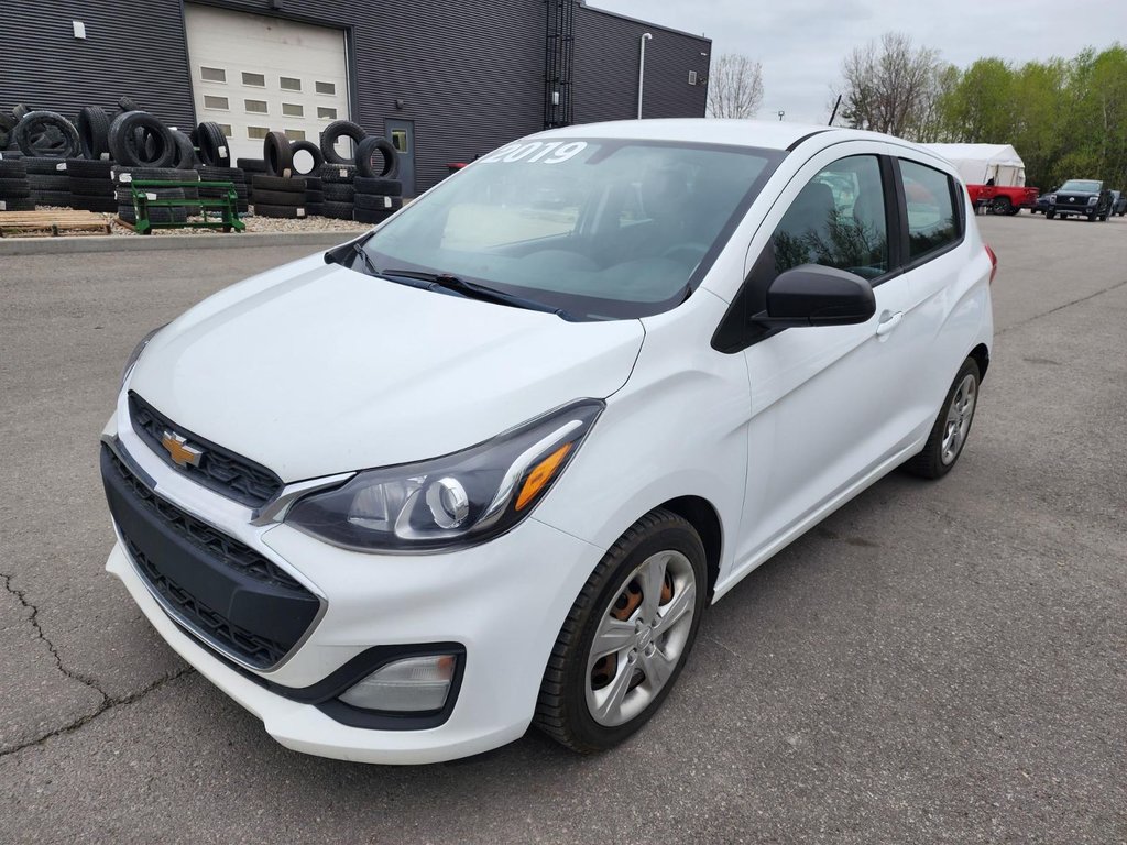 2019 Chevrolet Spark in St-Jérôme, Quebec - 1 - w1024h768px