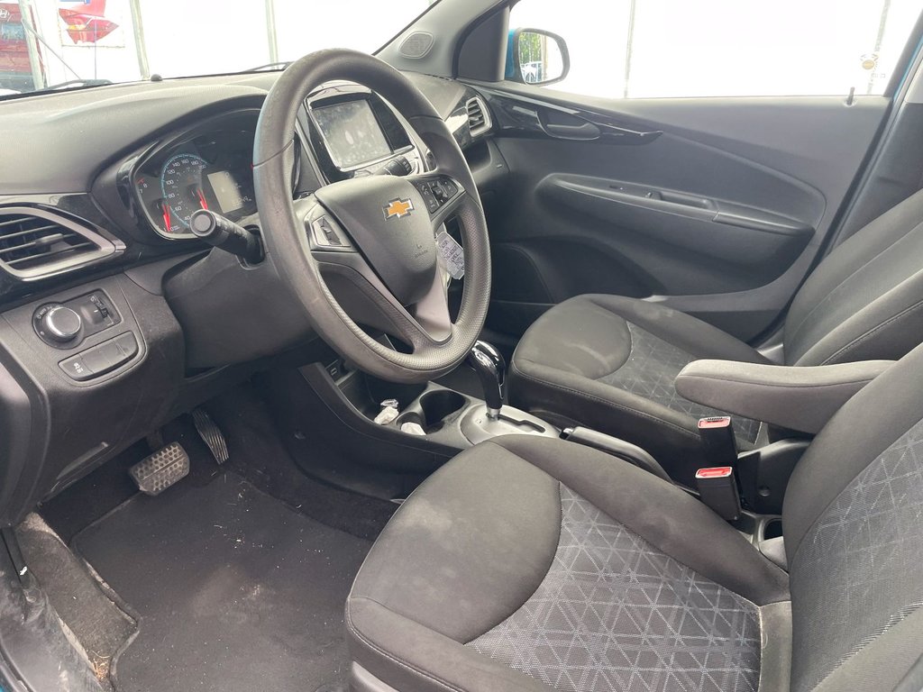 2019 Chevrolet Spark in St-Jérôme, Quebec - 3 - w1024h768px