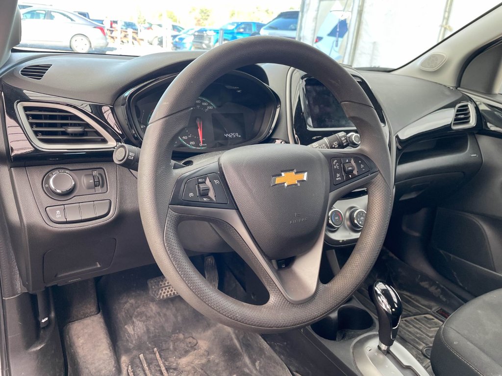 2019 Chevrolet Spark in St-Jérôme, Quebec - 3 - w1024h768px