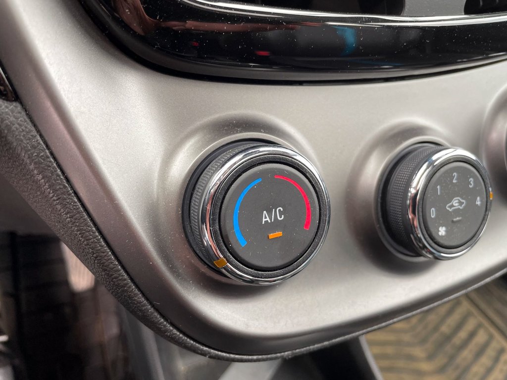 Chevrolet Spark  2021 à St-Jérôme, Québec - 13 - w1024h768px