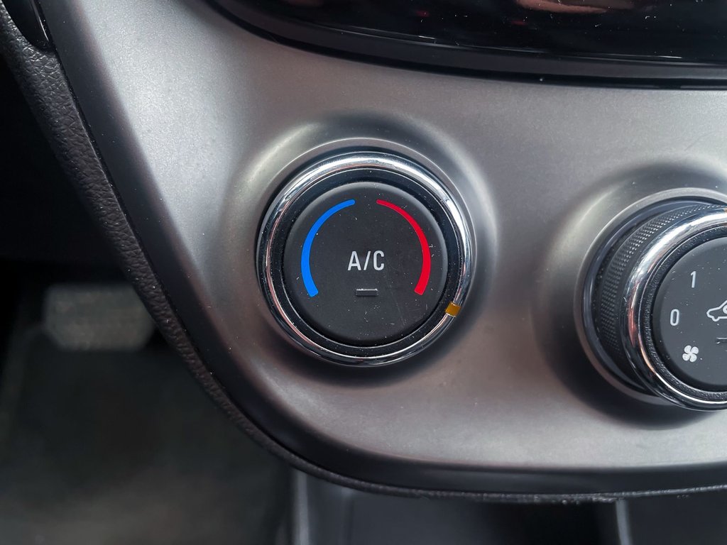 Chevrolet Spark  2022 à St-Jérôme, Québec - 13 - w1024h768px