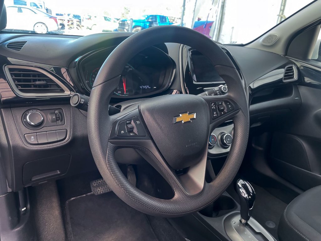 Chevrolet Spark  2022 à St-Jérôme, Québec - 3 - w1024h768px
