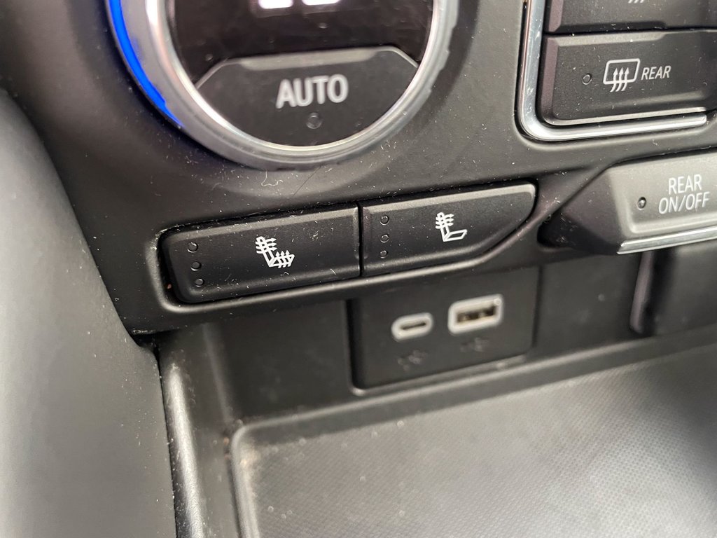 2023 Chevrolet Suburban in St-Jérôme, Quebec - 14 - w1024h768px