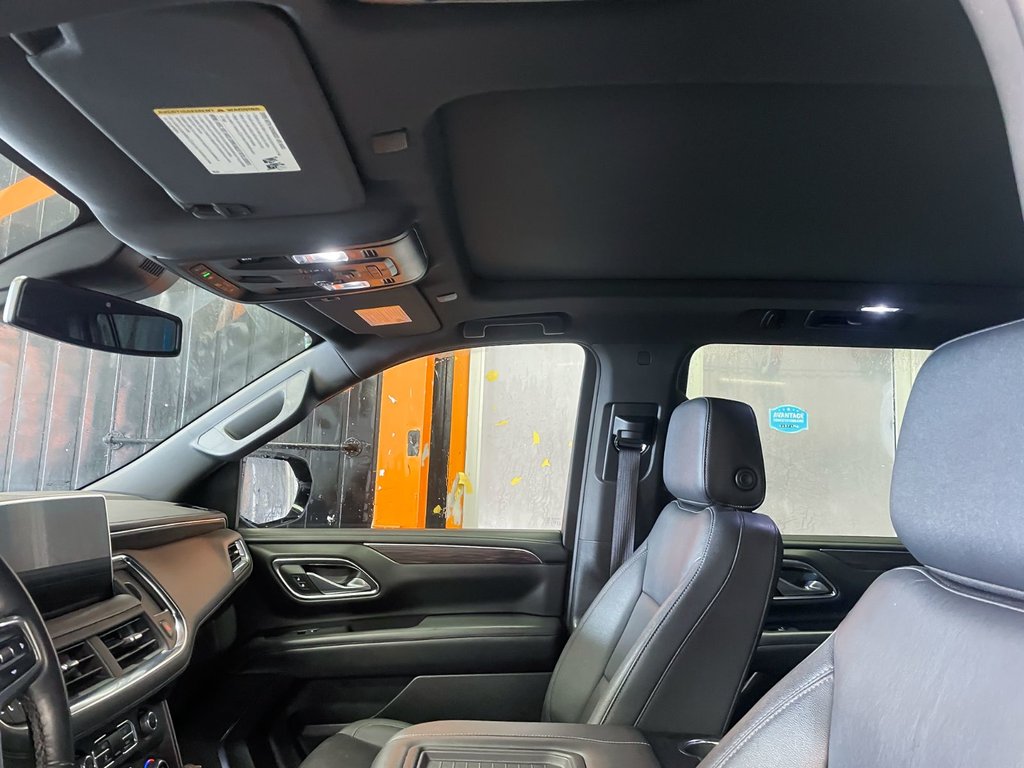 Chevrolet Suburban  2023 à St-Jérôme, Québec - 3 - w1024h768px