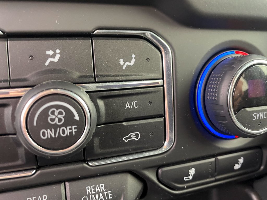 2021 Chevrolet Tahoe in St-Jérôme, Quebec - 16 - w1024h768px