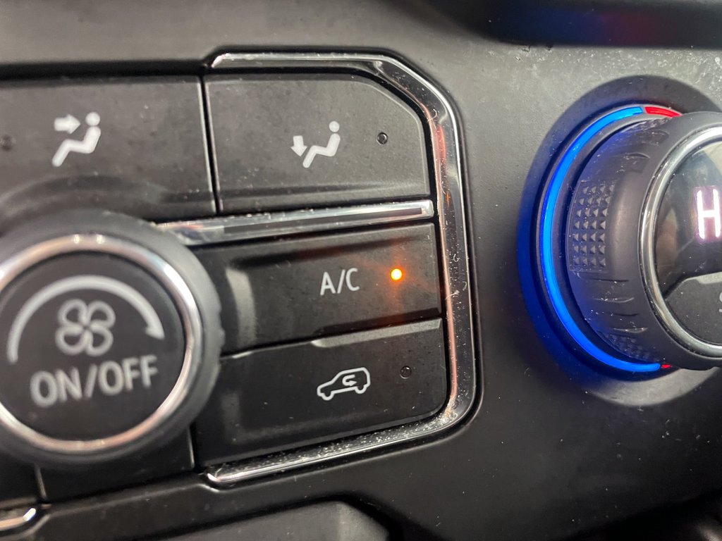 2022 Chevrolet Tahoe in St-Jérôme, Quebec - 14 - w1024h768px