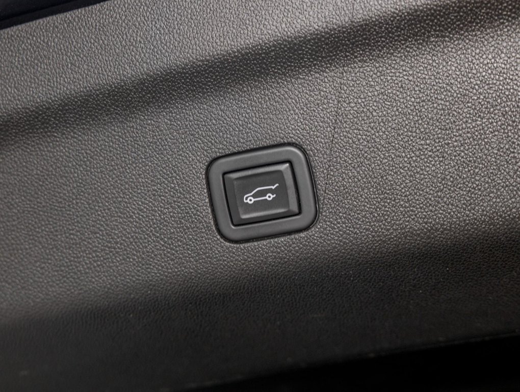 Chevrolet Tahoe  2023 à St-Jérôme, Québec - 36 - w1024h768px