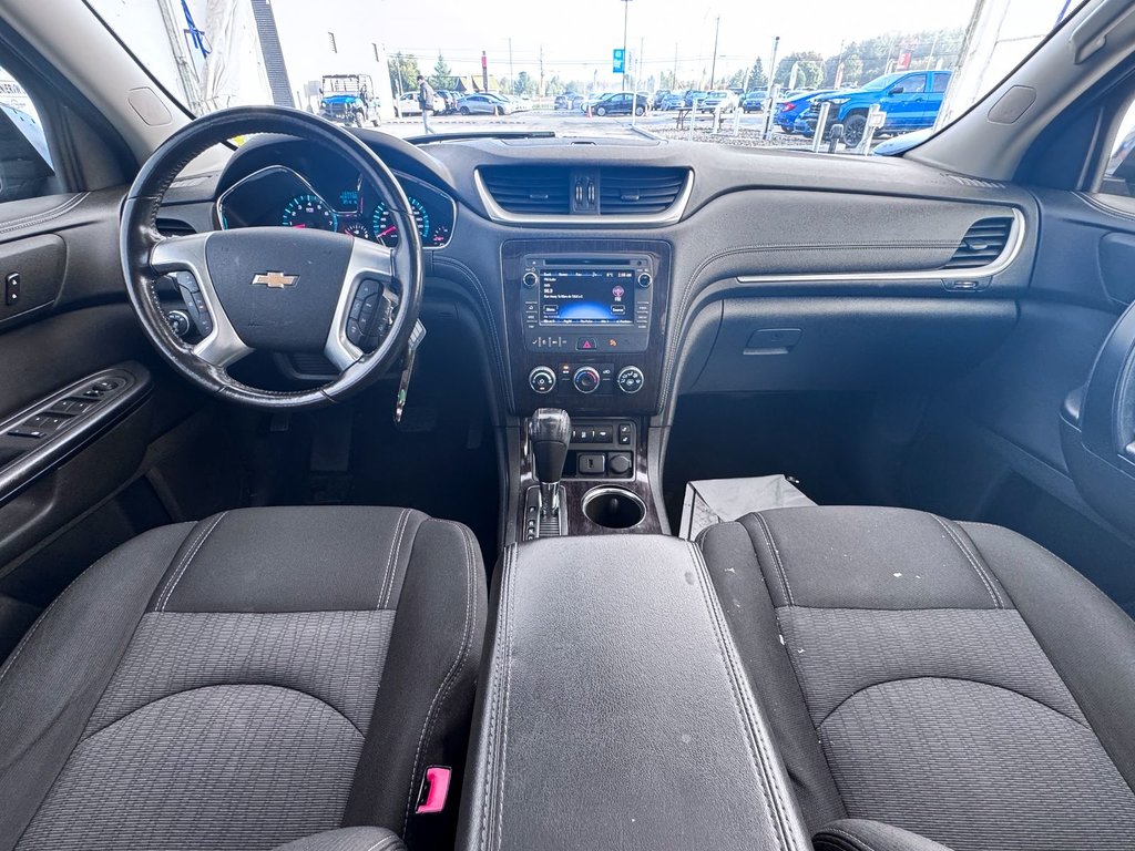 2016 Chevrolet Traverse in St-Jérôme, Quebec - 12 - w1024h768px