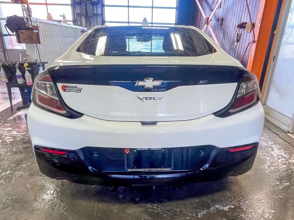 2017 Chevrolet Volt in St-Jérôme, Quebec - 8 - w1024h768px