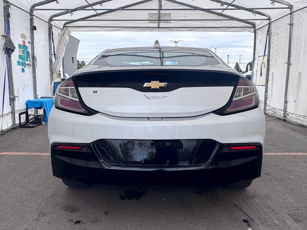 2017 Chevrolet Volt in St-Jérôme, Quebec - 6 - w1024h768px