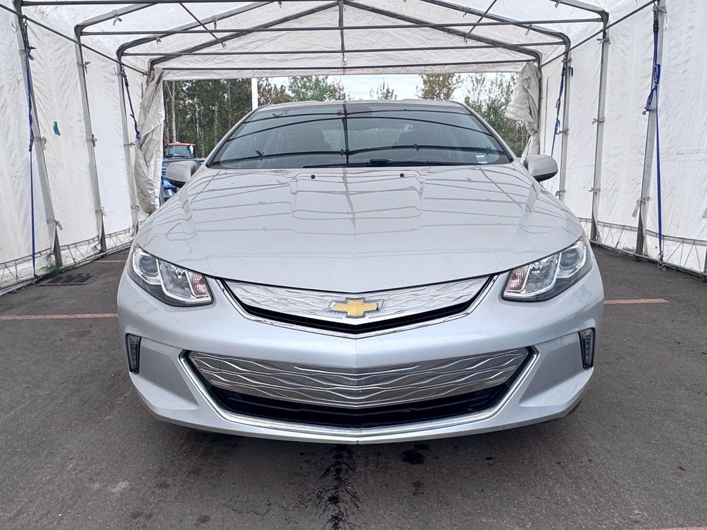 2017 Chevrolet Volt in St-Jérôme, Quebec - 4 - w1024h768px