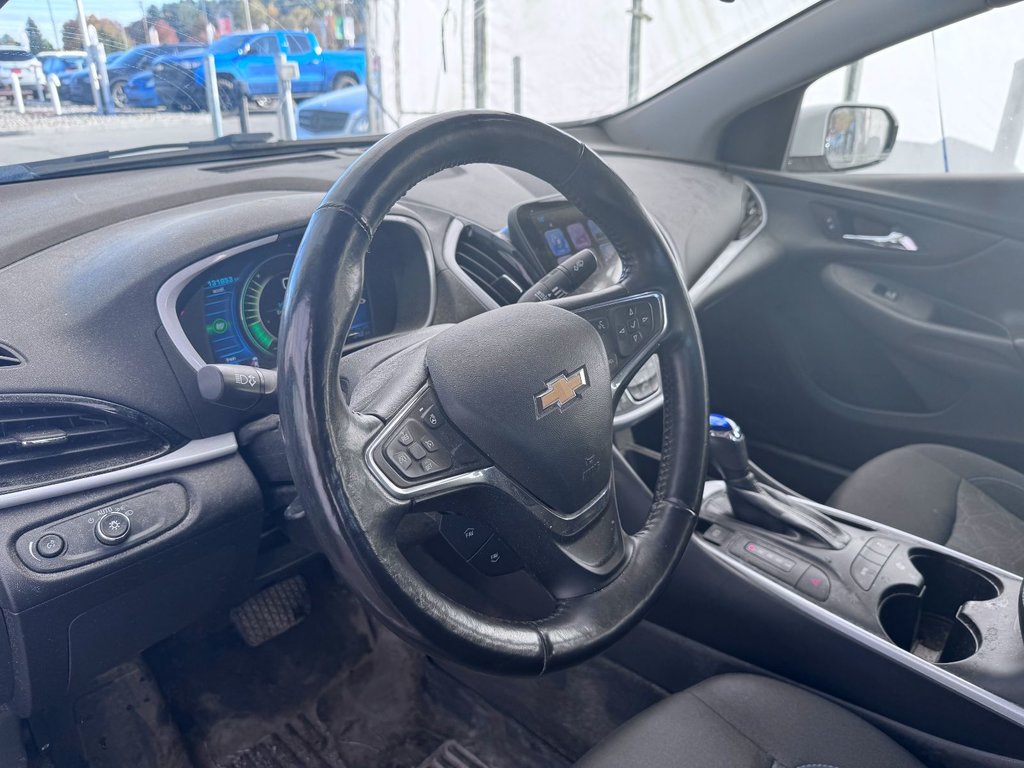 Chevrolet Volt  2017 à St-Jérôme, Québec - 3 - w1024h768px