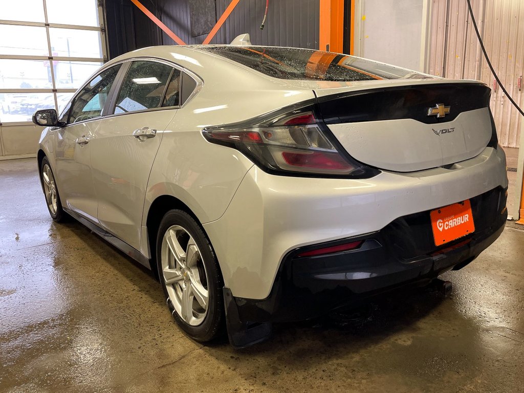 2018 Chevrolet Volt in St-Jérôme, Quebec - 5 - w1024h768px