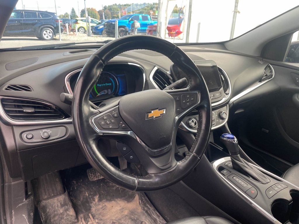 2018 Chevrolet Volt in St-Jérôme, Quebec - 4 - w1024h768px