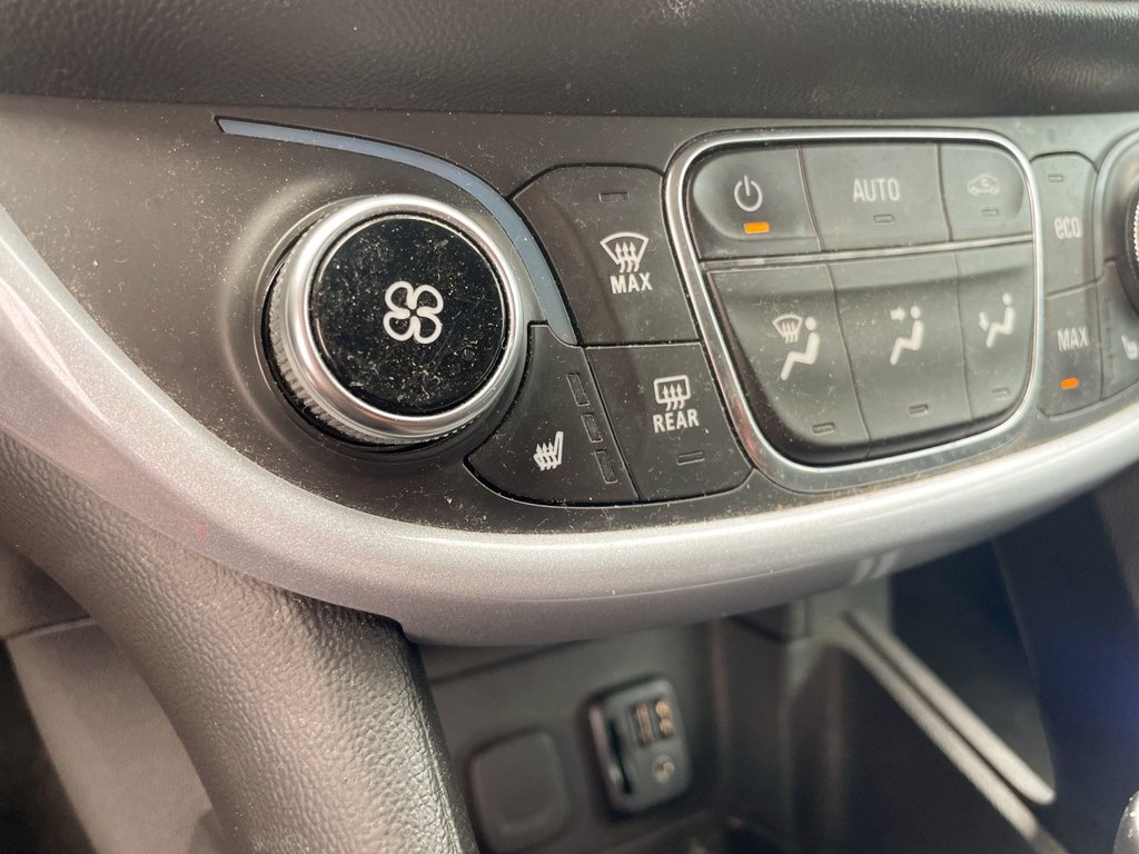 2019 Chevrolet Volt in St-Jérôme, Quebec - 12 - w1024h768px