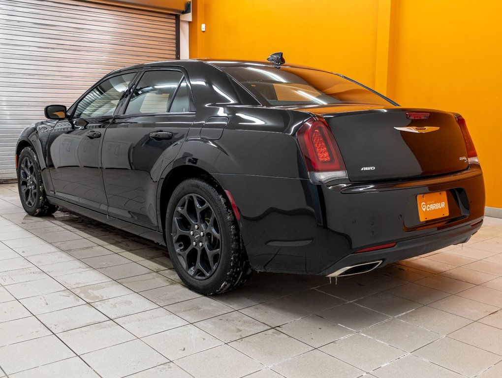 2020 Chrysler 300 in St-Jérôme, Quebec - 5 - w1024h768px