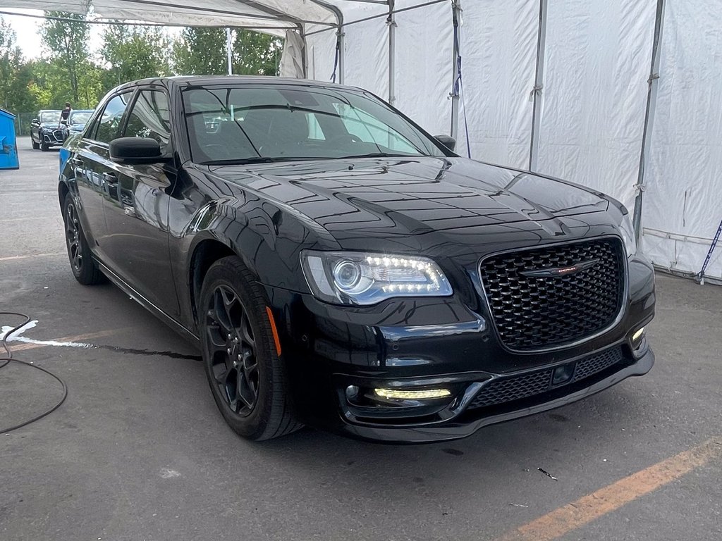 Chrysler 300  2023 à St-Jérôme, Québec - 10 - w1024h768px