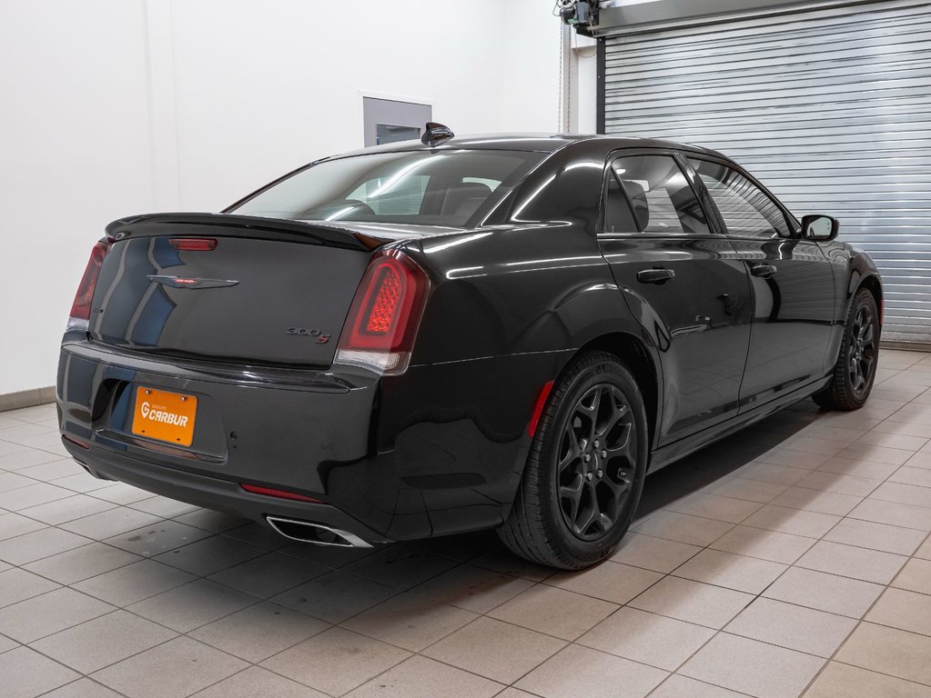 2023 Chrysler 300 in St-Jérôme, Quebec - 9 - w1024h768px
