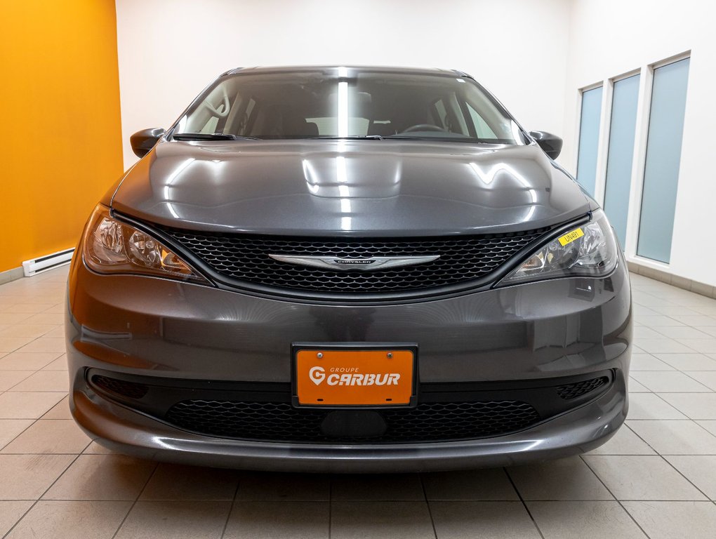 Chrysler Grand Caravan  2022 à St-Jérôme, Québec - 4 - w1024h768px