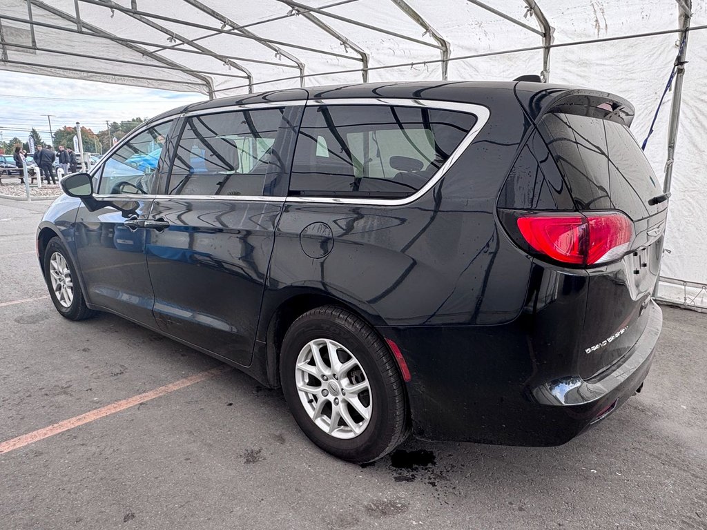 Chrysler Grand Caravan  2022 à St-Jérôme, Québec - 5 - w1024h768px