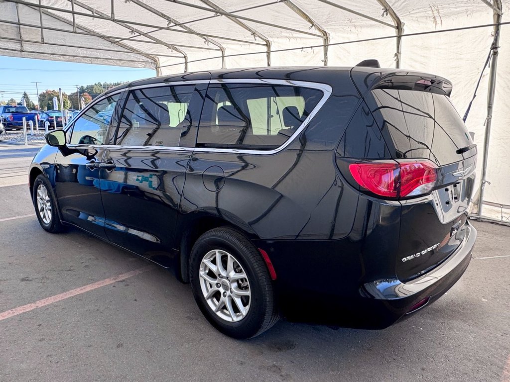 Chrysler Grand Caravan  2023 à St-Jérôme, Québec - 5 - w1024h768px