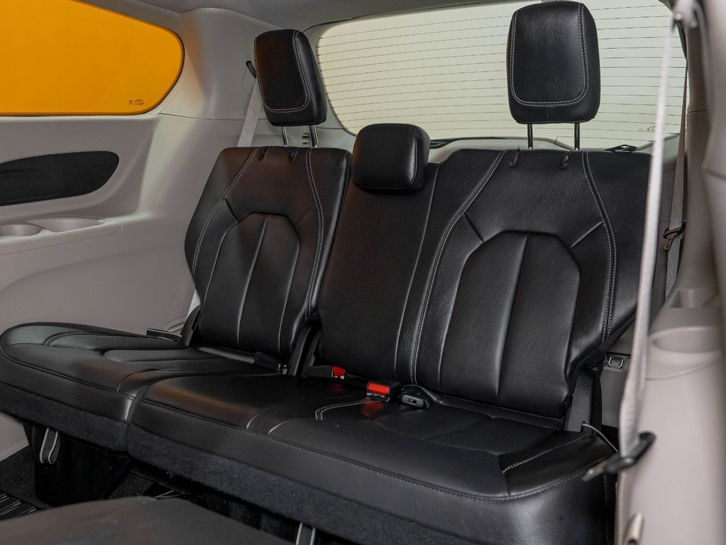 Chrysler Pacifica Hybrid  2022 à St-Jérôme, Québec - 27 - w1024h768px