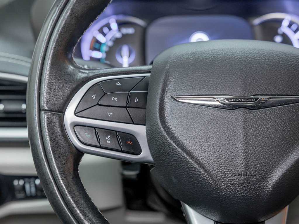 Chrysler Pacifica Hybrid  2022 à St-Jérôme, Québec - 14 - w1024h768px