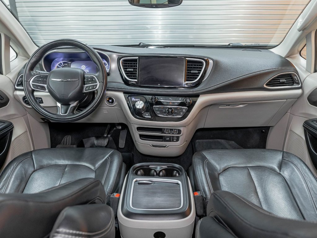 Chrysler Pacifica Hybrid  2022 à St-Jérôme, Québec - 11 - w1024h768px