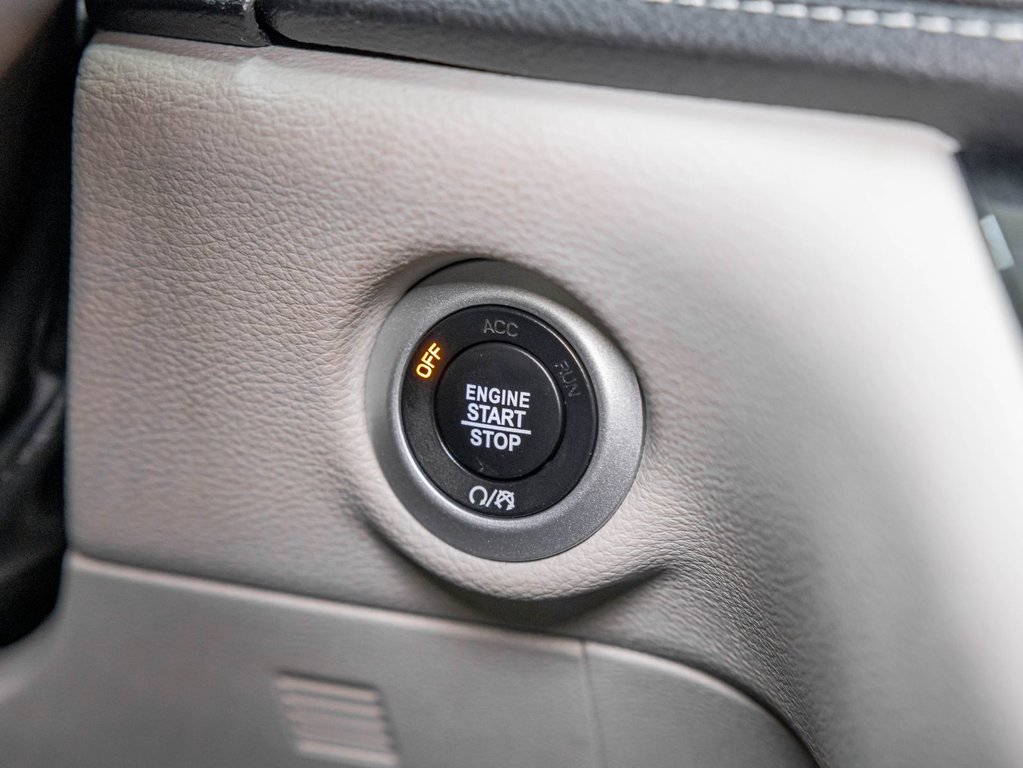 Chrysler Pacifica Hybrid  2022 à St-Jérôme, Québec - 24 - w1024h768px