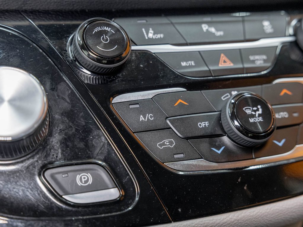 Chrysler Pacifica Hybrid  2022 à St-Jérôme, Québec - 21 - w1024h768px