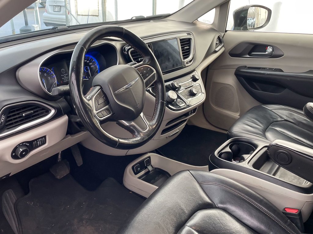 Chrysler Pacifica  2020 à St-Jérôme, Québec - 4 - w1024h768px