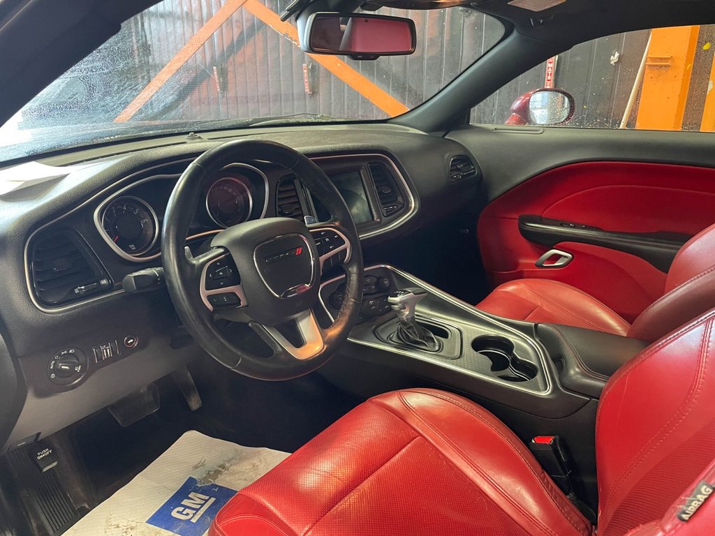 2018 Dodge Challenger in St-Jérôme, Quebec - 3 - w1024h768px