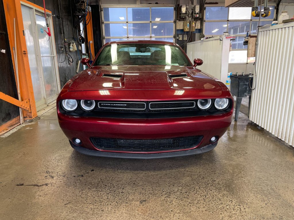 2018 Dodge Challenger in St-Jérôme, Quebec - 4 - w1024h768px