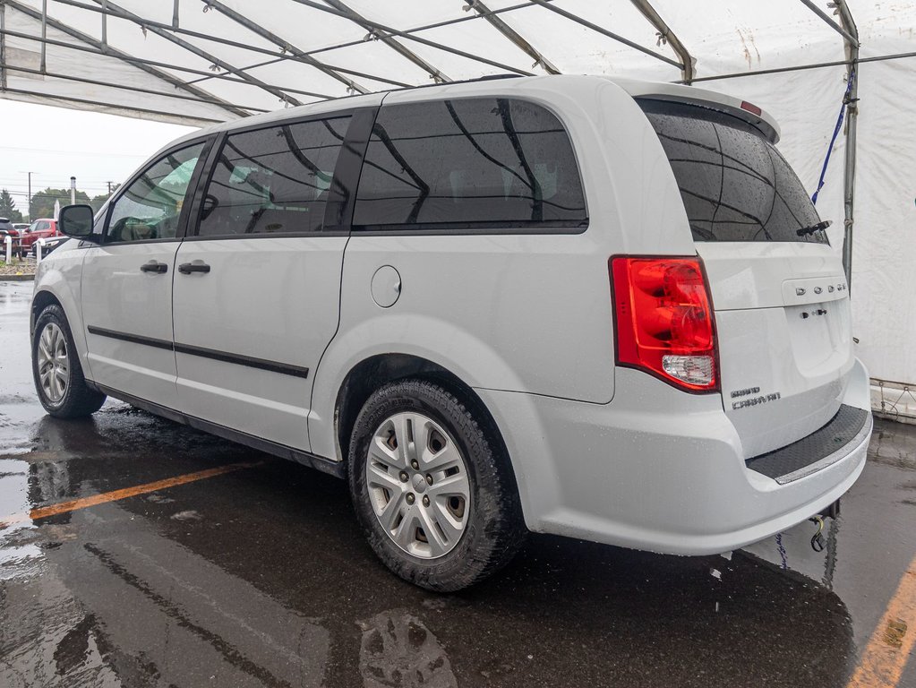 2017 Dodge Grand Caravan in St-Jérôme, Quebec - 5 - w1024h768px