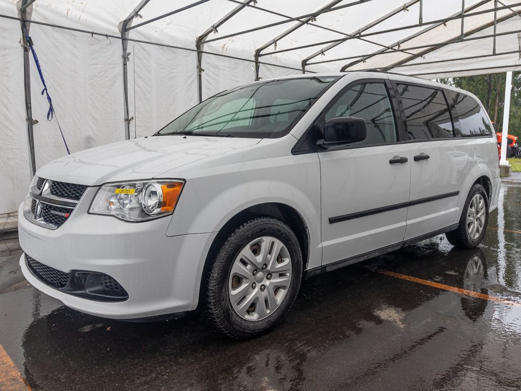 2017 Dodge Grand Caravan in St-Jérôme, Quebec - 1 - w1024h768px